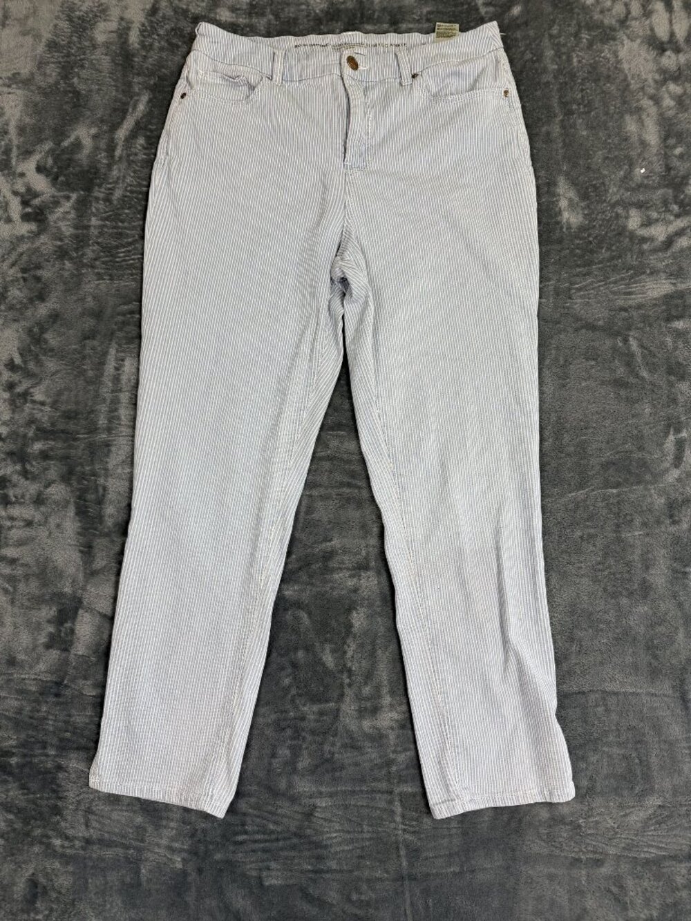 Chicos So Slimming Girlfriend Slim Leg Ankle Pants Blue/White Striped Size 10